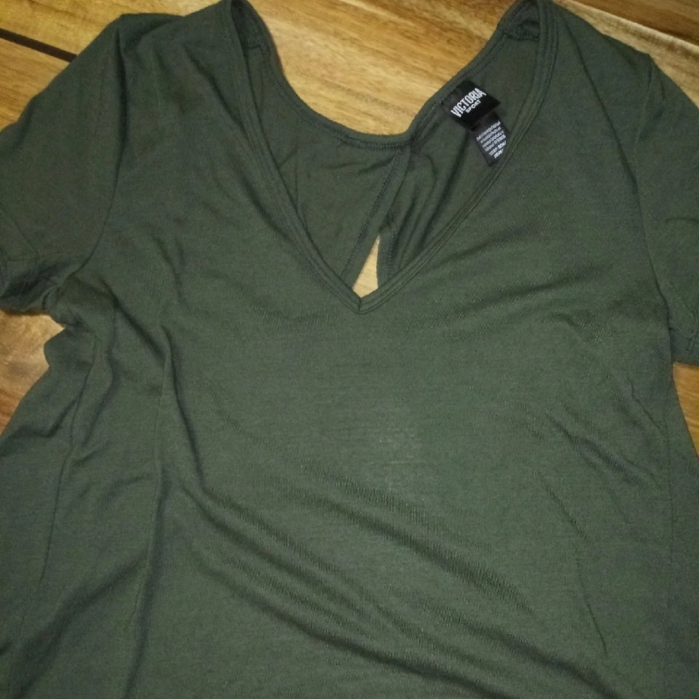 Shirt - Picture 2 of 2